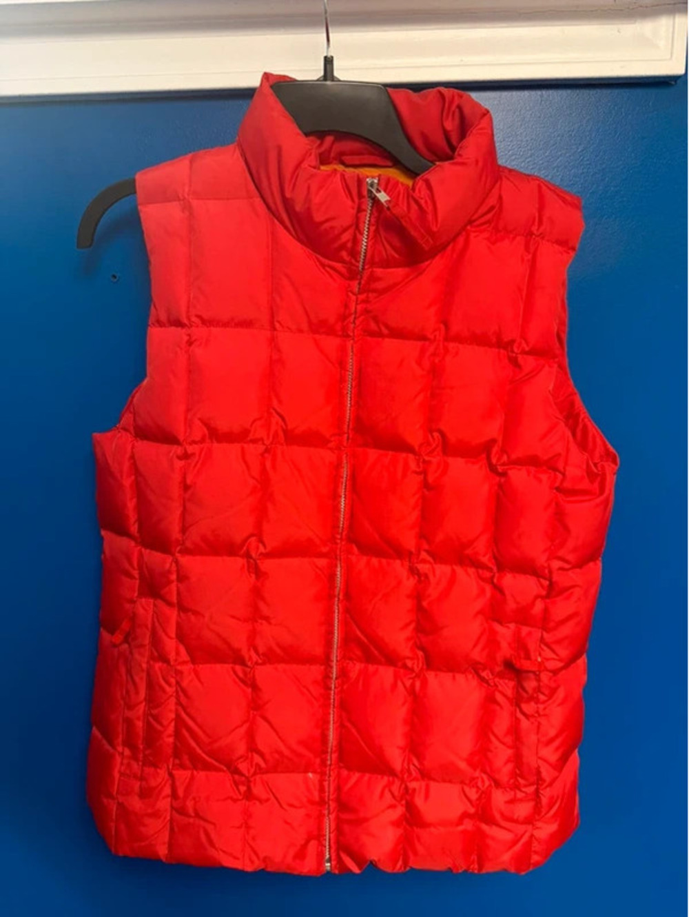 GAP Mens Bright Red Grid Quilted Puffer Vest Orange Lining L